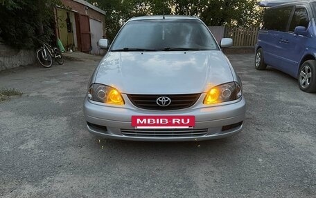 Toyota Avensis III рестайлинг, 2001 год, 520 000 рублей, 5 фотография