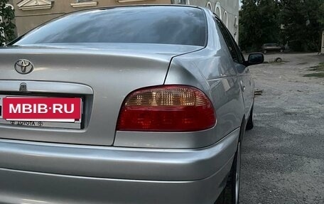 Toyota Avensis III рестайлинг, 2001 год, 520 000 рублей, 4 фотография