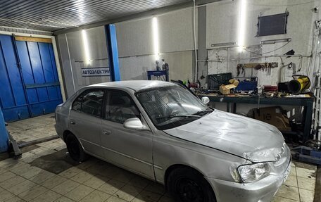 Hyundai Accent II, 1999 год, 120 000 рублей, 4 фотография