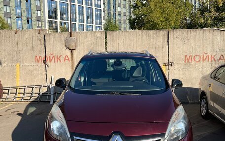 Renault Scenic III, 2014 год, 999 999 рублей, 10 фотография