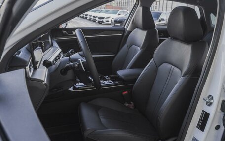 KIA K5, 2025 год, 3 975 000 рублей, 10 фотография