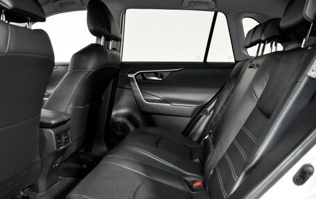 Toyota RAV4, 2020 год, 3 490 000 рублей, 13 фотография