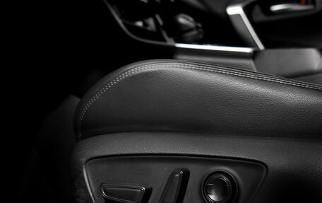 Toyota RAV4, 2020 год, 3 490 000 рублей, 10 фотография