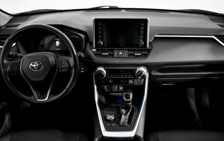 Toyota RAV4, 2020 год, 3 490 000 рублей, 14 фотография