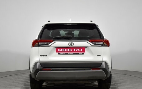 Toyota RAV4, 2020 год, 3 490 000 рублей, 6 фотография