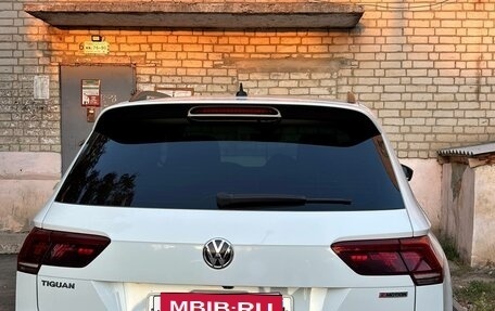 Volkswagen Tiguan II, 2019 год, 2 800 000 рублей, 3 фотография