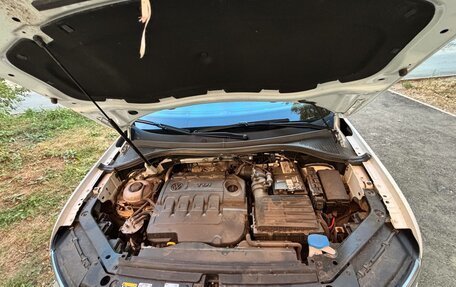 Volkswagen Tiguan II, 2019 год, 2 800 000 рублей, 9 фотография