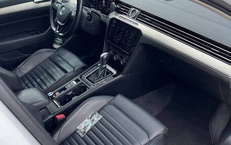 Volkswagen Passat B8 рестайлинг, 2018 год, 2 400 000 рублей, 9 фотография