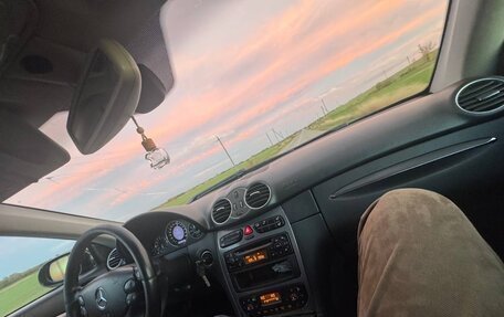 Mercedes-Benz CLK-Класс, 2004 год, 895 000 рублей, 13 фотография