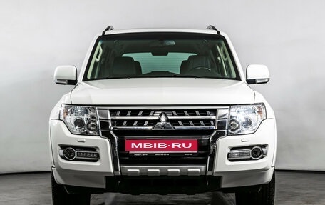 Mitsubishi Pajero IV, 2019 год, 3 670 000 рублей, 2 фотография