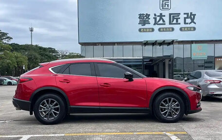 Mazda CX-4, 2021 год, 2 000 000 рублей, 9 фотография