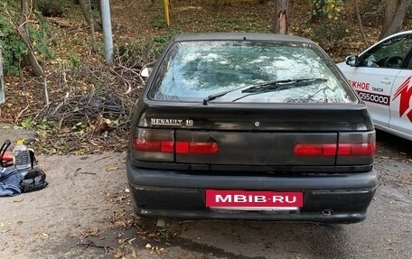 Renault 19 II, 1992 год, 100 000 рублей, 8 фотография