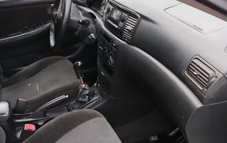 Toyota Corolla, 2003 год, 300 000 рублей, 5 фотография