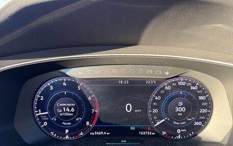 Volkswagen Tiguan II, 2017 год, 2 140 000 рублей, 8 фотография