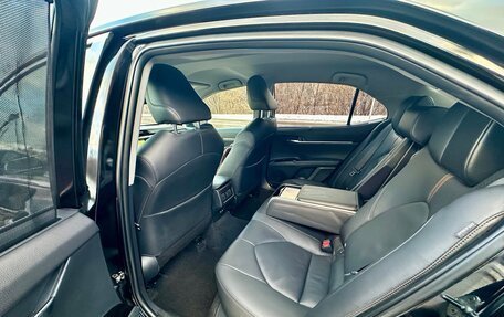 Toyota Camry, 2019 год, 2 650 000 рублей, 7 фотография