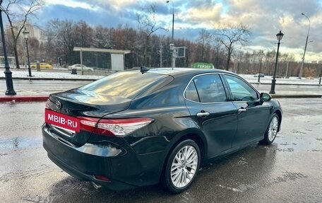 Toyota Camry, 2019 год, 2 650 000 рублей, 3 фотография