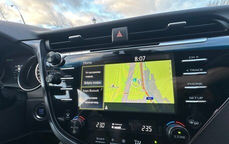 Toyota Camry, 2019 год, 2 650 000 рублей, 13 фотография