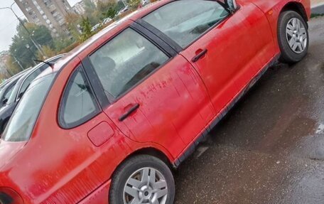 SEAT Cordoba II, 1996 год, 140 000 рублей, 13 фотография