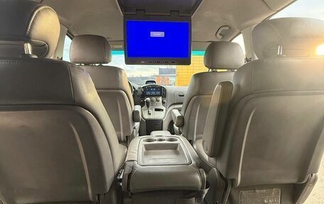 Hyundai Grand Starex Grand Starex I рестайлинг 2, 2013 год, 1 500 000 рублей, 9 фотография