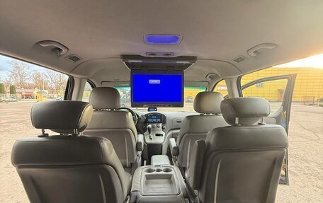 Hyundai Grand Starex Grand Starex I рестайлинг 2, 2013 год, 1 500 000 рублей, 8 фотография