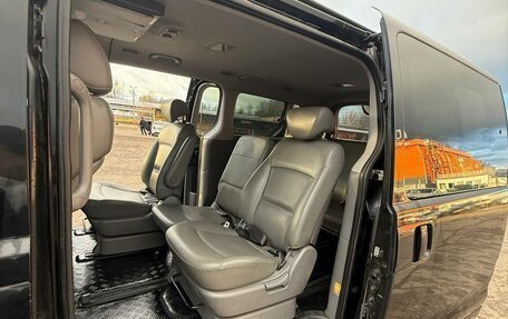 Hyundai Grand Starex Grand Starex I рестайлинг 2, 2013 год, 1 500 000 рублей, 16 фотография