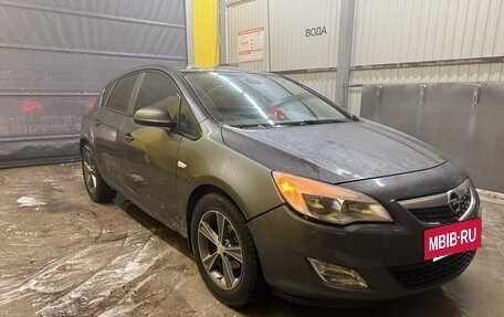 Opel Astra J, 2011 год, 540 000 рублей, 2 фотография