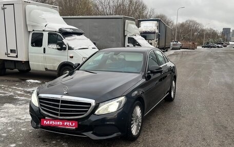 Mercedes-Benz C-Класс, 2018 год, 3 000 000 рублей, 5 фотография