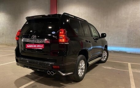 Toyota Land Cruiser Prado 150 рестайлинг 2, 2018 год, 4 250 000 рублей, 11 фотография