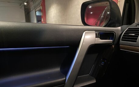 Toyota Land Cruiser Prado 150 рестайлинг 2, 2018 год, 4 250 000 рублей, 20 фотография
