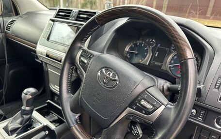 Toyota Land Cruiser Prado 150 рестайлинг 2, 2018 год, 4 250 000 рублей, 28 фотография