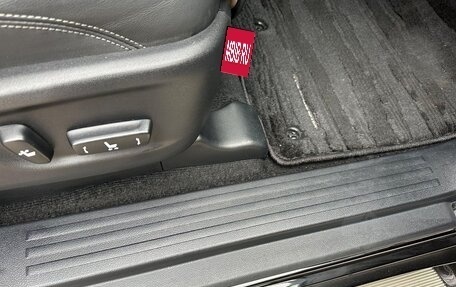 Toyota Land Cruiser Prado 150 рестайлинг 2, 2018 год, 4 250 000 рублей, 21 фотография