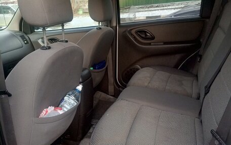 Ford Escape II, 2004 год, 600 000 рублей, 4 фотография