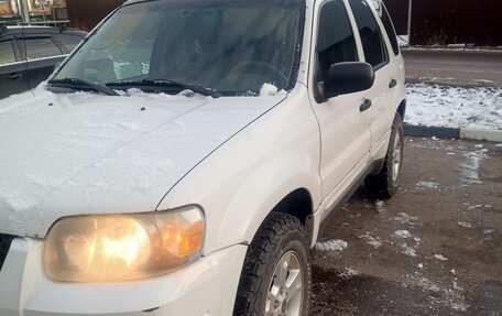 Ford Escape II, 2004 год, 600 000 рублей, 6 фотография