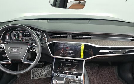 Audi A6, 2022 год, 3 920 000 рублей, 8 фотография