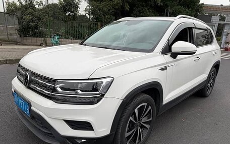 Volkswagen Tharu, 2022 год, 1 770 000 рублей, 2 фотография