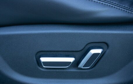 Geely Atlas I, 2019 год, 1 720 000 рублей, 24 фотография