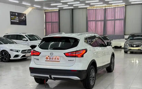 Nissan Qashqai, 2024 год, 1 800 000 рублей, 4 фотография