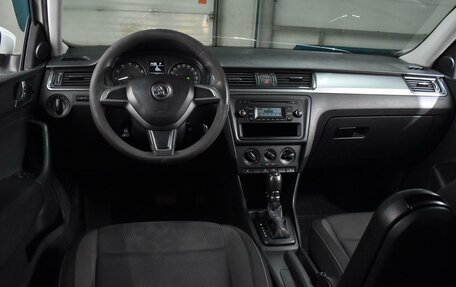 Skoda Rapid I, 2014 год, 895 000 рублей, 6 фотография