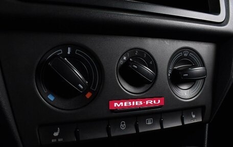 Skoda Rapid I, 2014 год, 895 000 рублей, 12 фотография