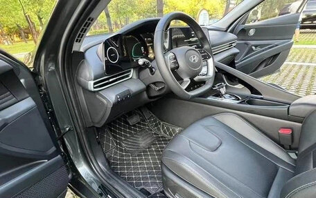 Hyundai Elantra, 2022 год, 1 300 500 рублей, 8 фотография