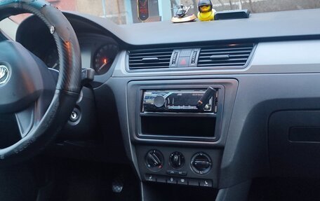 Skoda Rapid I, 2014 год, 550 000 рублей, 5 фотография