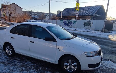 Skoda Rapid I, 2014 год, 550 000 рублей, 3 фотография