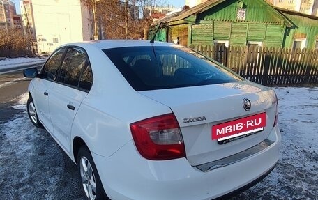 Skoda Rapid I, 2014 год, 550 000 рублей, 2 фотография