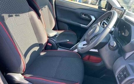 Toyota Raize I, 2022 год, 1 230 000 рублей, 6 фотография