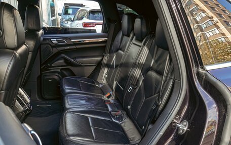 Porsche Cayenne III, 2011 год, 2 130 000 рублей, 11 фотография