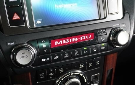 Toyota Land Cruiser Prado 150 рестайлинг 2, 2014 год, 3 099 000 рублей, 25 фотография