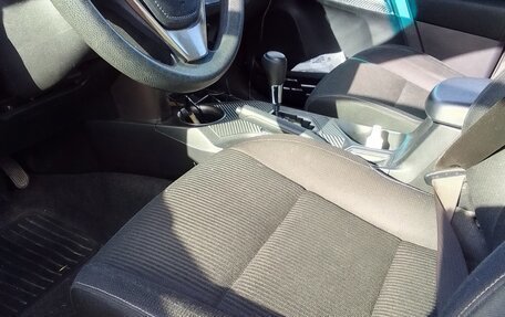 Toyota RAV4, 2014 год, 1 700 000 рублей, 6 фотография