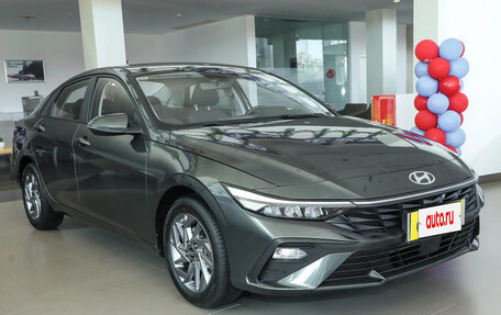 Hyundai Elantra, 2025 год, 1 445 000 рублей, 4 фотография