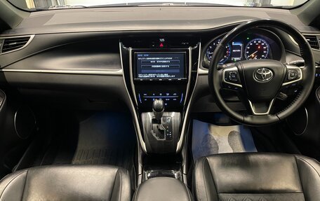 Toyota Harrier, 2018 год, 2 300 000 рублей, 13 фотография