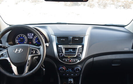 Hyundai Solaris II рестайлинг, 2016 год, 1 135 000 рублей, 15 фотография